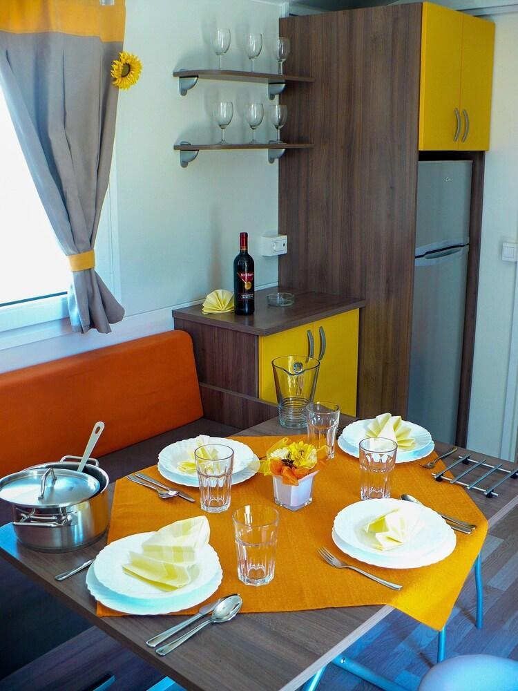 Victoria Mobilehome In Camping Mare E Pineta Lido di Spina Luaran gambar