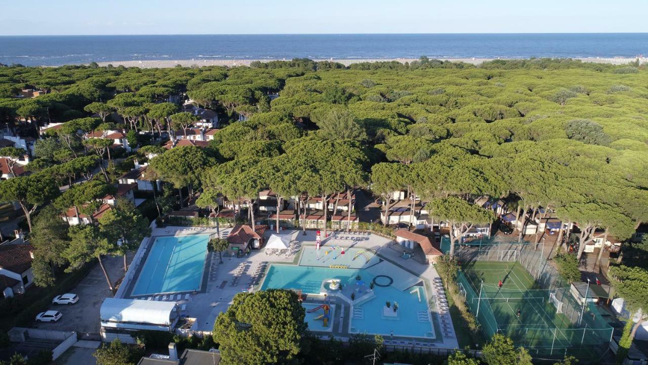 Victoria Mobilehome In Camping Mare E Pineta Lido di Spina Luaran gambar