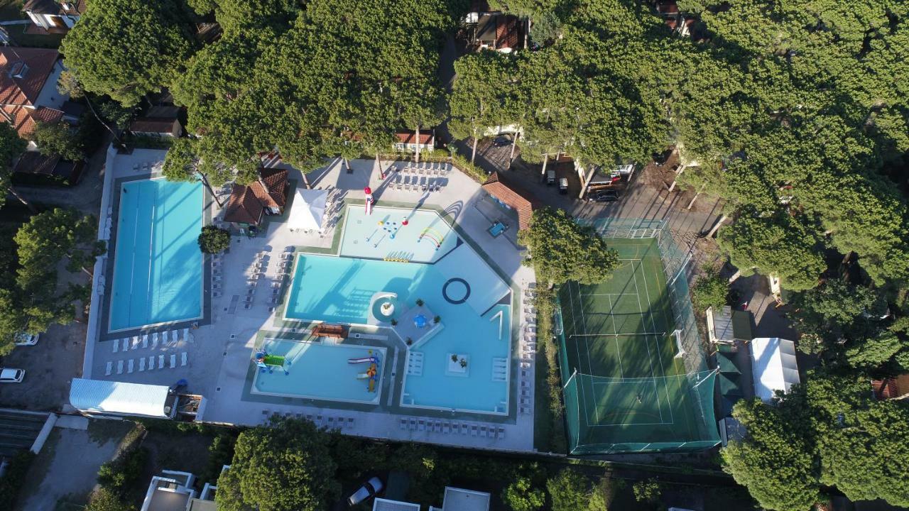 Victoria Mobilehome In Camping Mare E Pineta Lido di Spina Luaran gambar